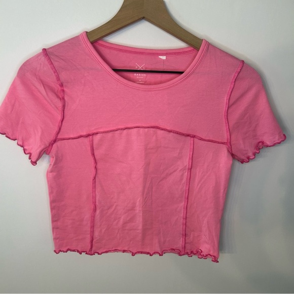 *NWT* PacSun Pink Lettuce Trimmed Baby Tee with Exposed Seams, Size Medium - Picture 1 of 5